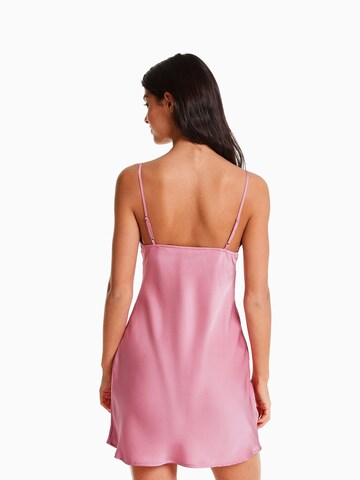 Abito di Bershka in rosa