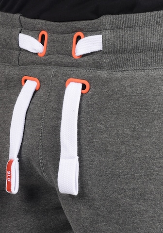 !Solid Regular Trousers 'Benjamin' in Grey