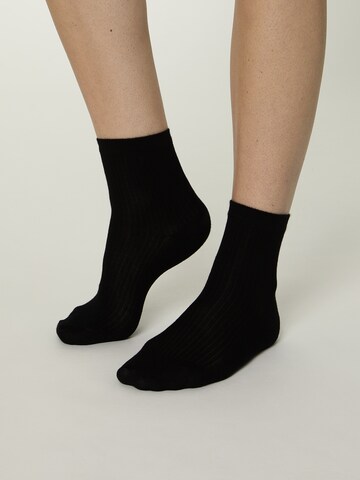 Chaussettes ' Unisex Colour Farbige Sneaker kurz Frottesohle ' Nur Die en noir : devant