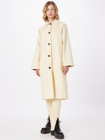 Monki Between-seasons coat in Yellow: front