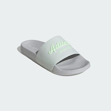 ADIDAS SPORTSWEAR Plážové / kúpacie topánky 'Adilette' - Zelená