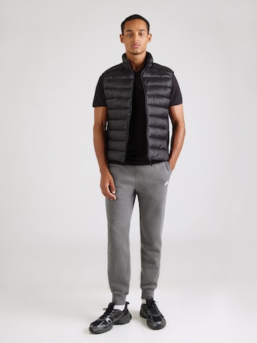 EA7 Emporio Armani - Camiseta funcional en negro