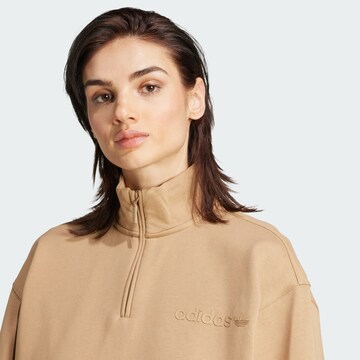 Sweat-shirt 'Essentials' ADIDAS ORIGINALS en marron