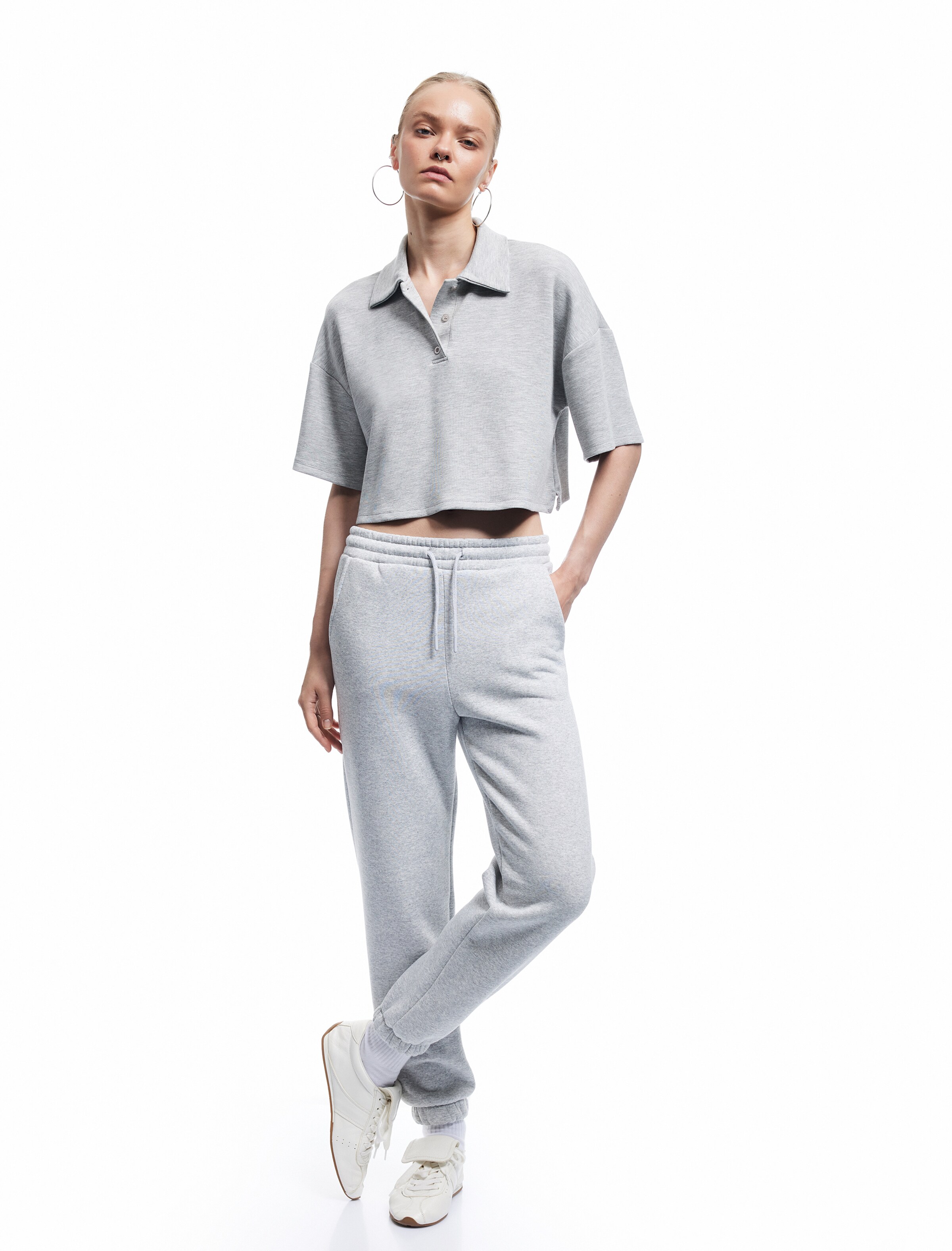 Koton Tapered Pants in Grey: front