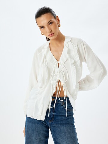 Koton Blouse in White: front