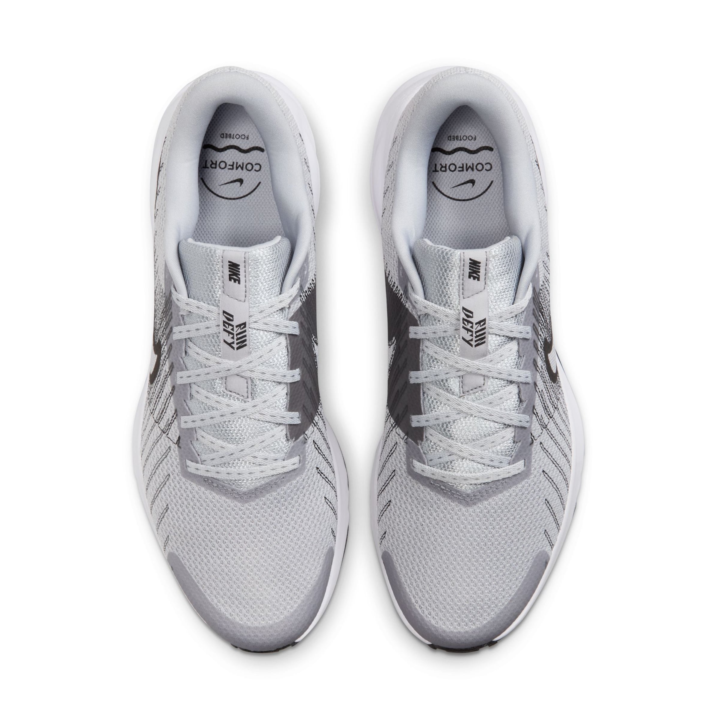 NIKE Running shoe in White