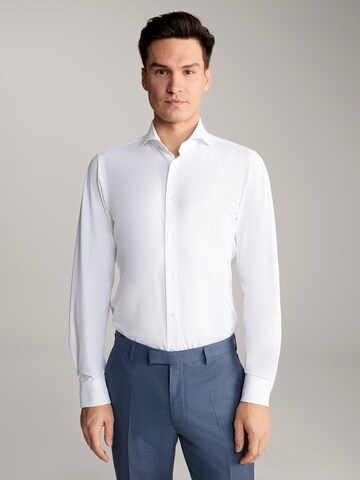 Coupe slim Chemise business 'Ernest' JOOP! en blanc : devant