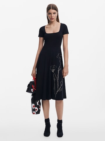 Desigual - Vestido em preto: frente