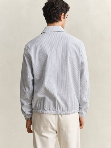 GANT Välikausitakki värissä sininen