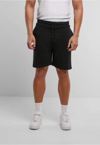 MT Upscale Regular Trousers in Black