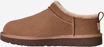 Boots 'Classic Micro' di UGG in beige: frontale