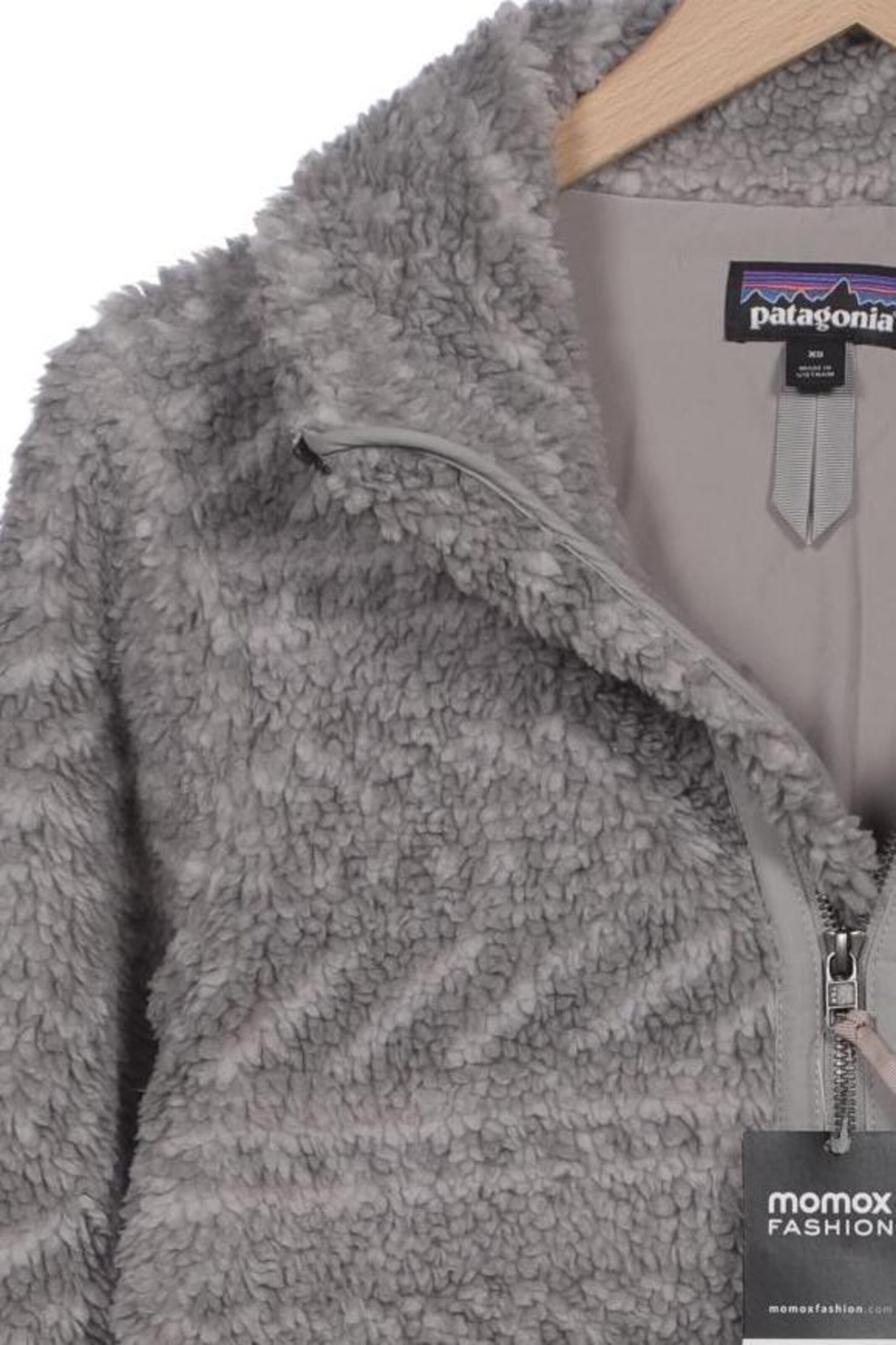 PATAGONIA Jacket & Coat in XS in Grey