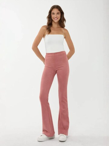 Hiccup - Top 'Crop Top' em castanho