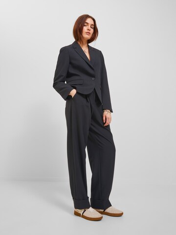 JJXX Regular Trousers with creases in Black