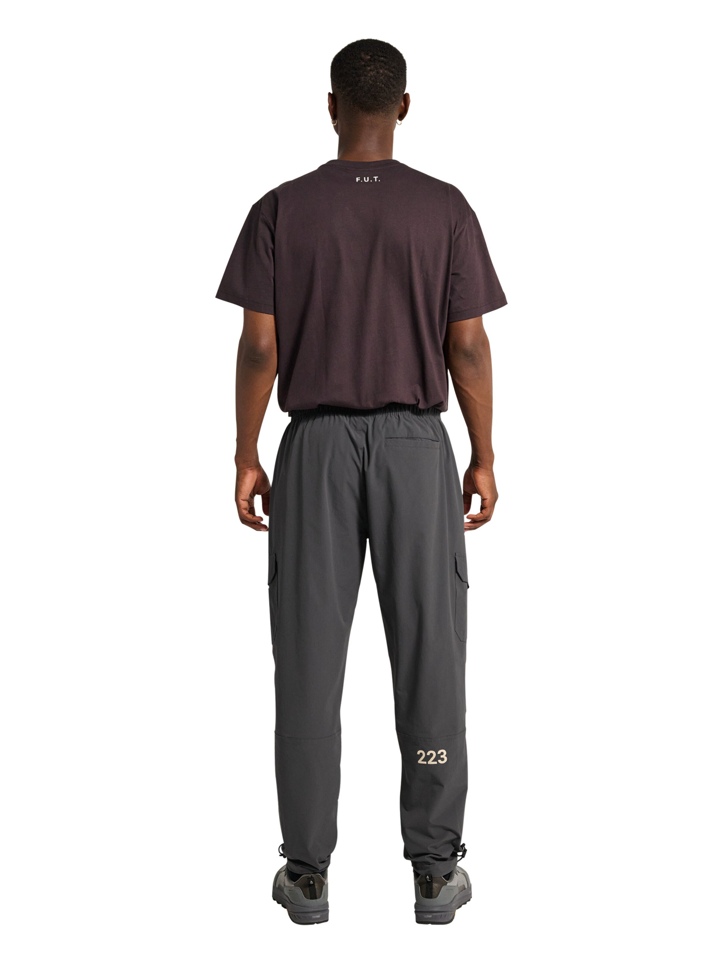 HALO Regular Pants in Grey