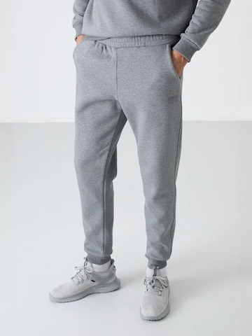 Tommy Life Joggingpak in Grijs