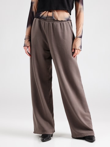 Wide leg Pantaloni di WEEKDAY in marrone: frontale