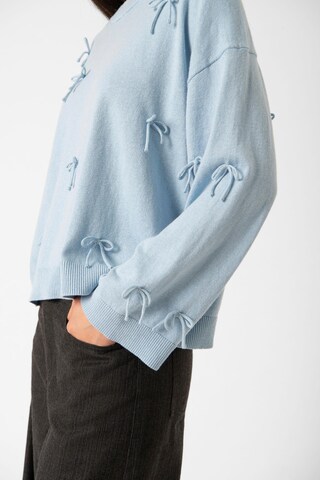 Pull-over SOAKED IN LUXURY en bleu