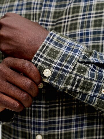 JACK & JONES Regular fit Button Up Shirt 'JJEFIELD' in Green