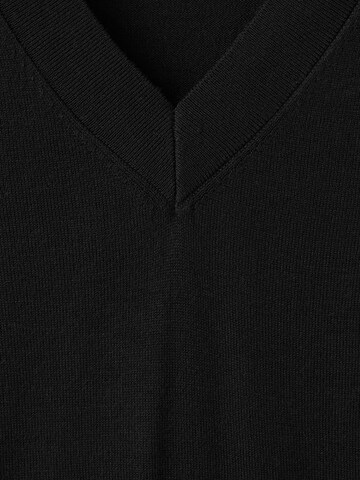 MANGO Svetr 'LUCCAV' – černá