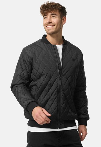 INDICODE JEANS Tussenjas 'Novak' in Zwart: voorkant