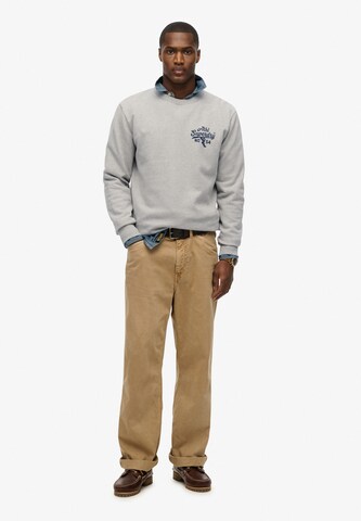 Sweat-shirt Superdry en gris