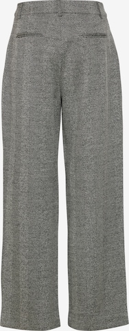 Regular Pantalon à plis 'KATE' ICHI en gris