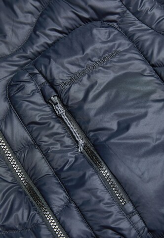 PEAK PERFORMANCE Winter jacket in Black