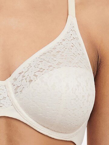 Chantelle T-shirt Bra 'Easy Feel Norah' in Beige