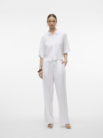 VERO MODA Wide leg Trousers 'VMLinn' in White