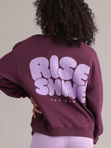 Hey Honey Sweatshirt 'Rise and Shine' in Lila