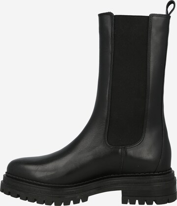 Karolina Kurkova Originals Chelsea boots 'Selma' in Black