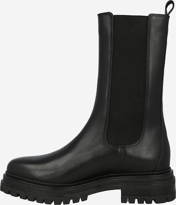 Karolina Kurkova Originals Chelsea Boots 'Selma' in Black