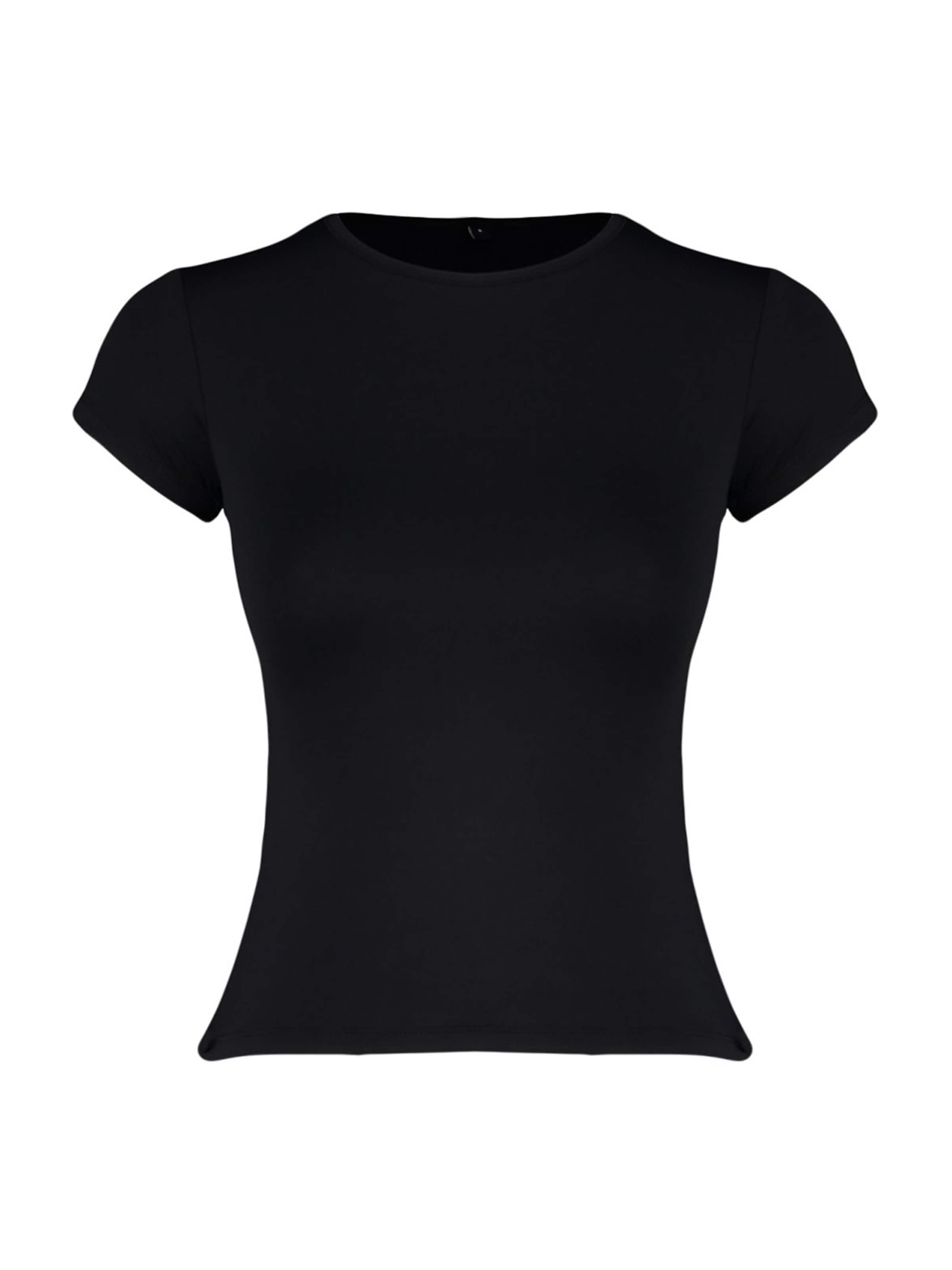 Trendyol Тениска в черно: отпред