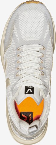 Chaussure de course 'Condor 2' Veja en blanc