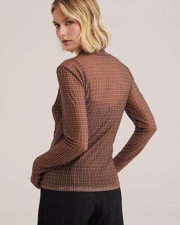 Tricou de la WE Fashion pe maro