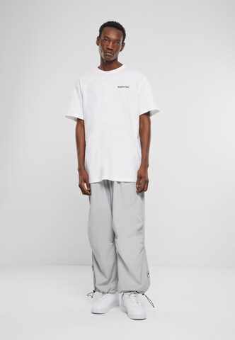 Forgotten Faces - Camisa 'Born A Lotus' em branco