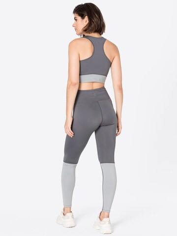 Skinny Leggings di NU-IN in grigio