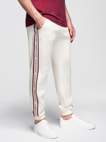 Regular Pantalon Ombre en blanc