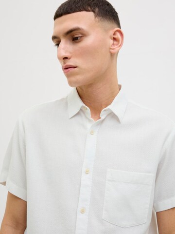 JACK & JONES Slim fit Button Up Shirt 'JORVARENNA DOBBY' in White
