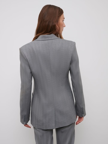 RÆRE by Lorena Rae - Blazer 'Claire' en gris