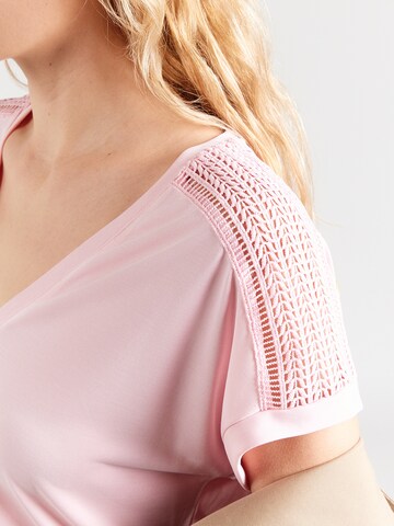 ONLY T-shirt 'ONLFREE' i rosa