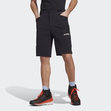 Regular Pantalon fonctionnel 'Xperior' ADIDAS TERREX en noir : devant