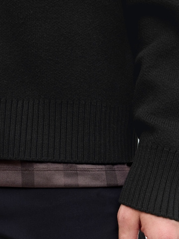Pulover de la JACK & JONES pe negru