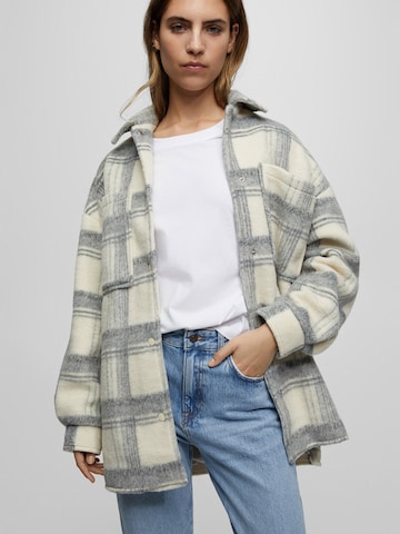 Pull&Bear Jacke in Grau: predná strana