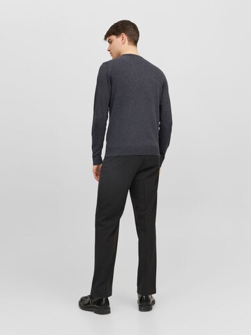 JACK & JONES Sweter 'Emil' w kolorze szary