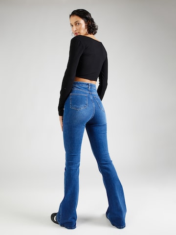 Trendyol Rozkloszowany krój Jeansy w kolorze niebieski