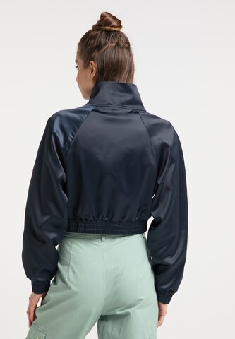 MYMO Between-Season Jacket in Blue