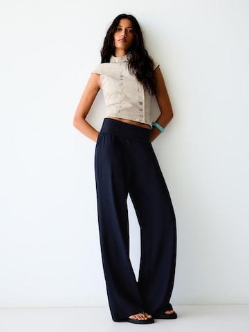 Bershka Wide leg Pants in Blue