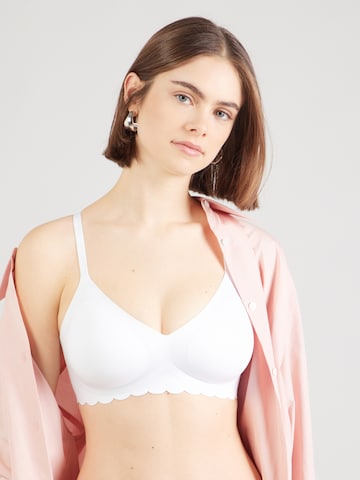 Skiny Kolmnurk Rinnahoidja, värv valge: eest vaates